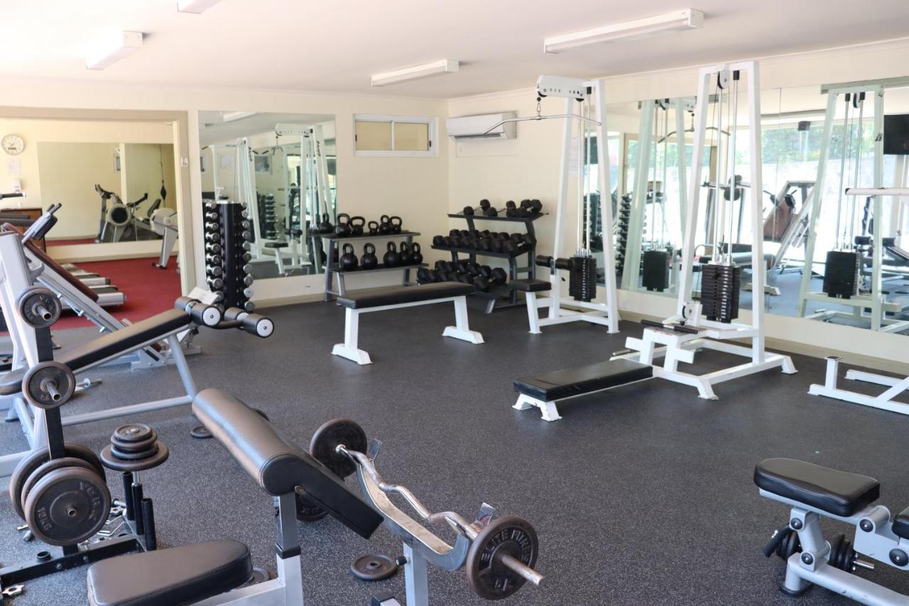פורט מורסבי Gateway Hotel מראה חיצוני תמונה